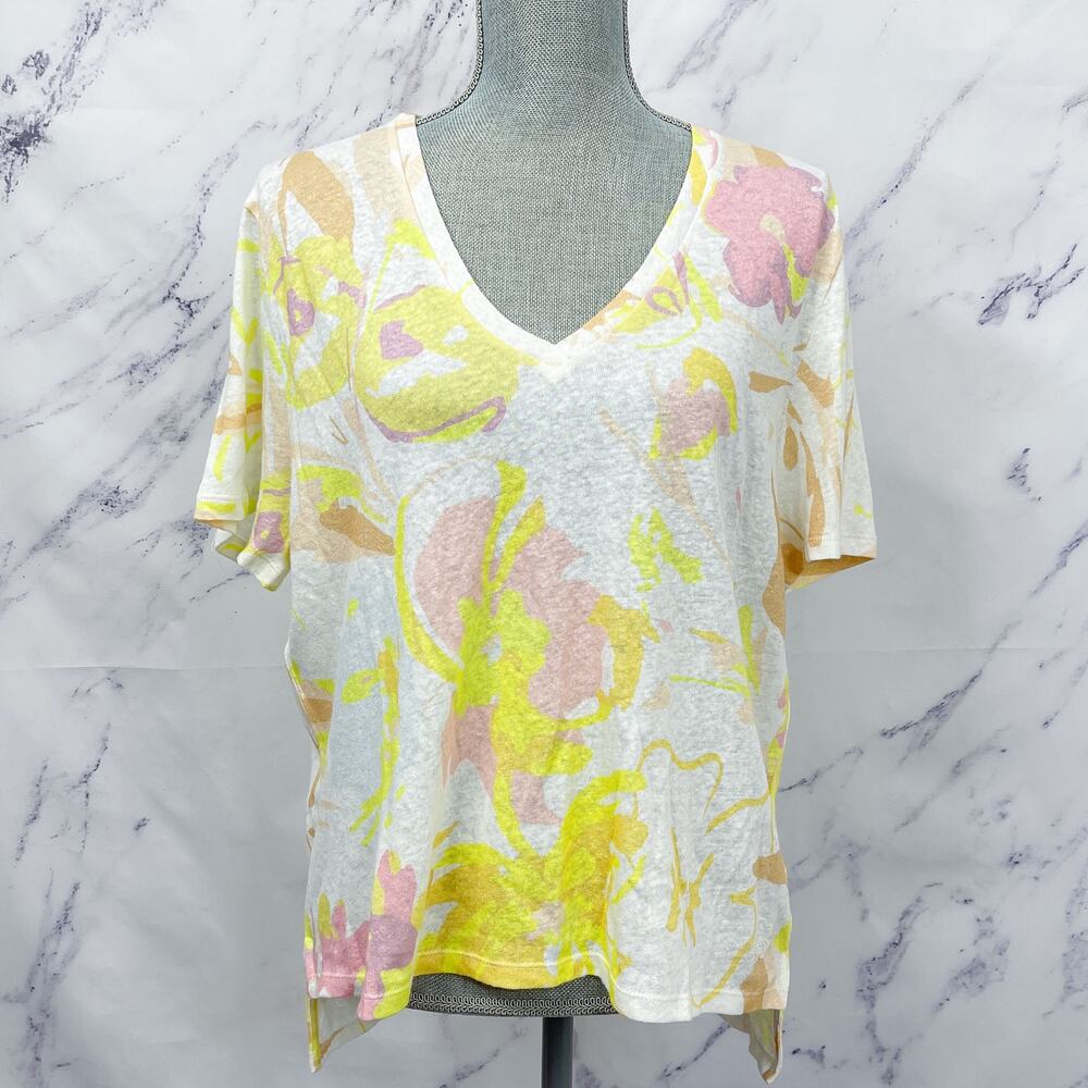 Ted Baker London | Ciana V-Neck Floral Linen/Cotton Blend T-Shirt | US 8 (S/M)